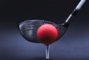 ゴルフのドライバーが曲がる原因とは何か？